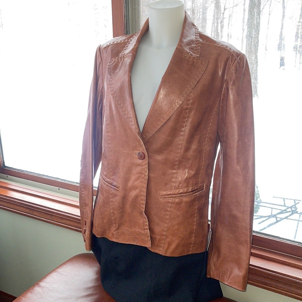 Women’s Tahari Leather Jacket!